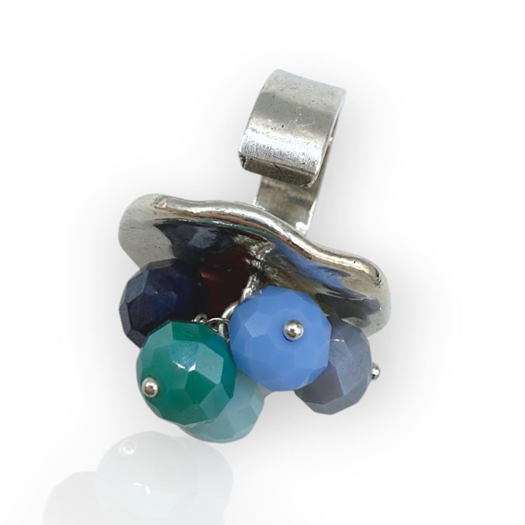 Anillo Lunática plata con cristal checo de Maldita Rita, detalle abertura