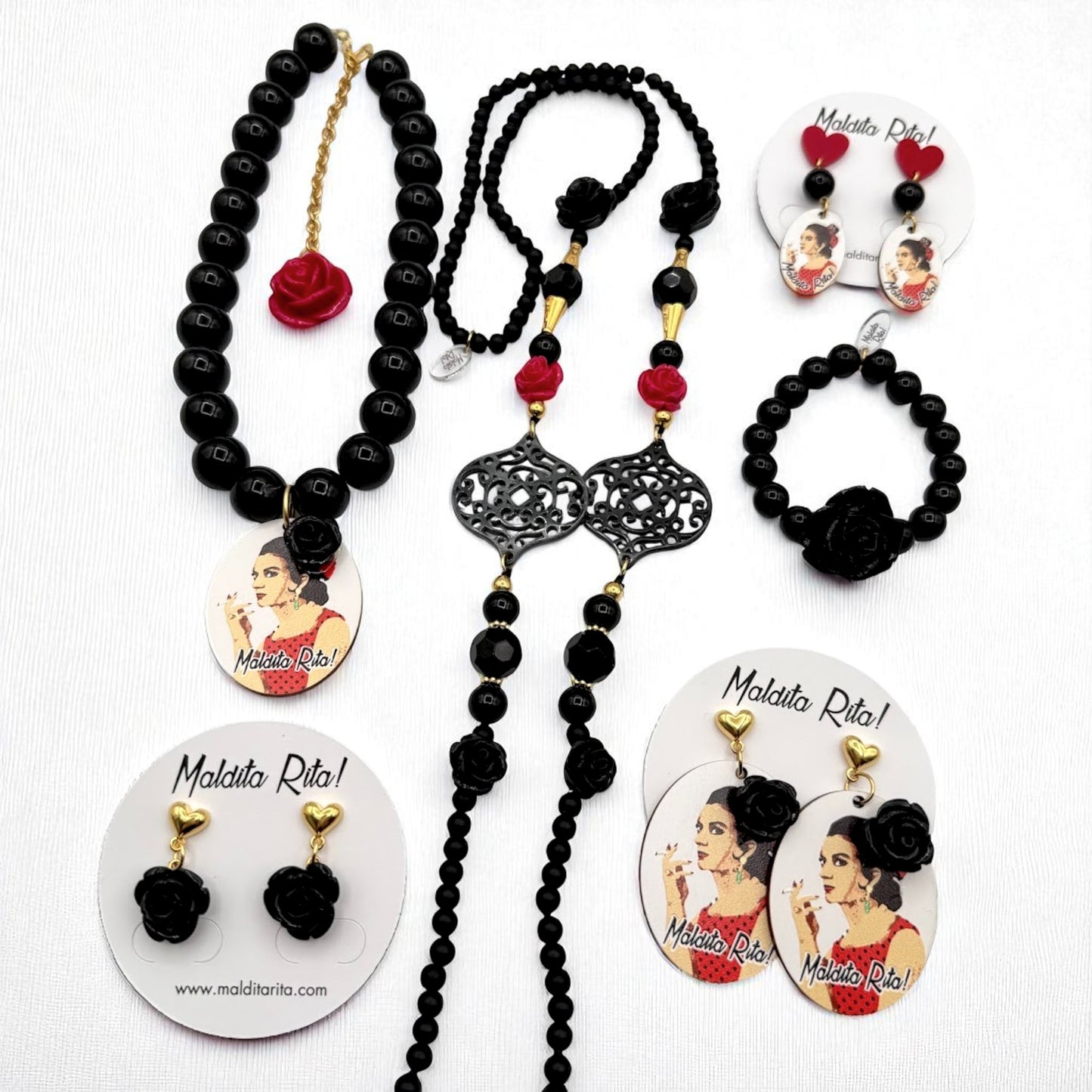 Colección Lola en dorado de Maldita Rita, Lola Flores, rosas negras y rojas, de Maldita Rita