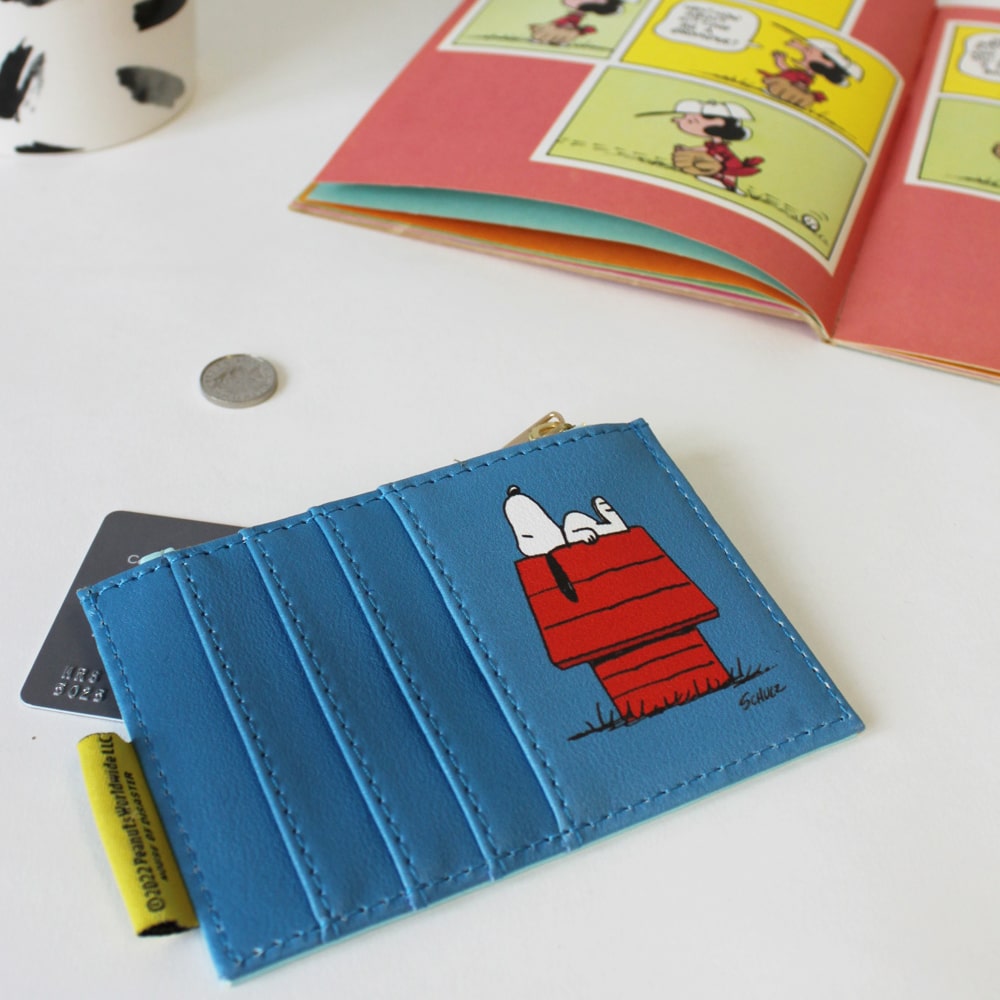 Monedero de Peanuts "La vida es mejor con un perro" venta en Maldita Rita, parte de atrás