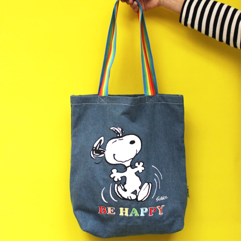Bolso Peanuts "Be happy" de Snoopy, la marca House of Disastery venta en Maldita Rita