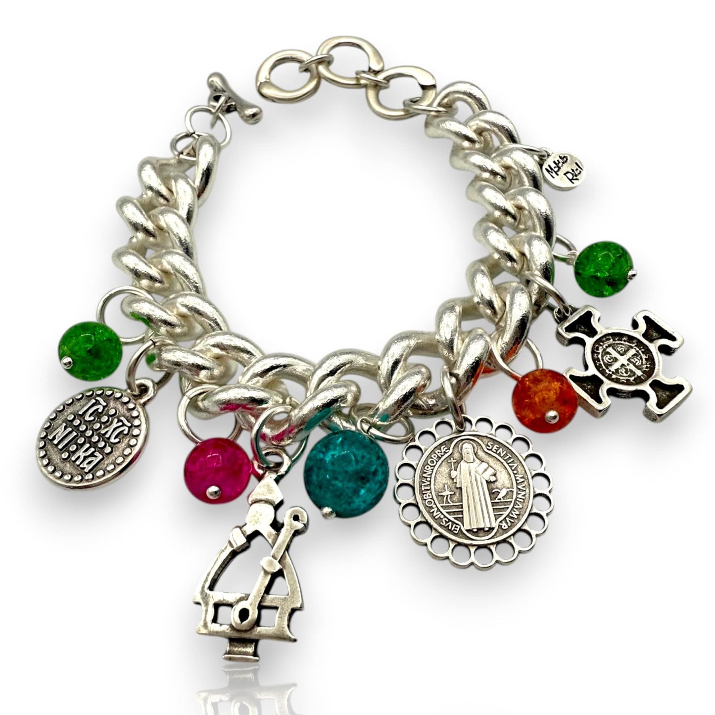 Pulsera Madonna Summer en plata con virgencitas, de Maldita Rita, detalle