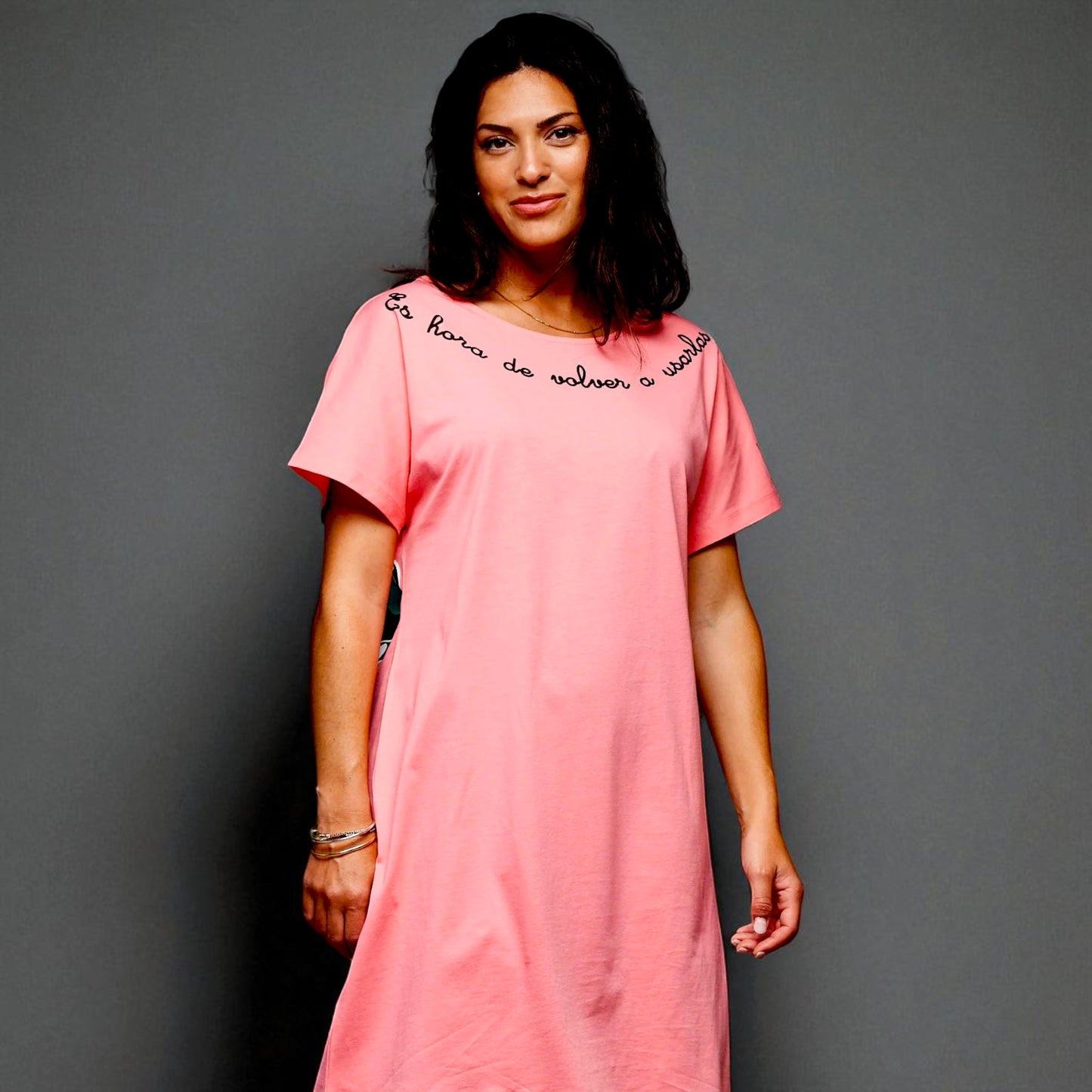 Vestido CORAL de Anabel Lee ropa, venta en Maldita Rita, vestido parte de atrás