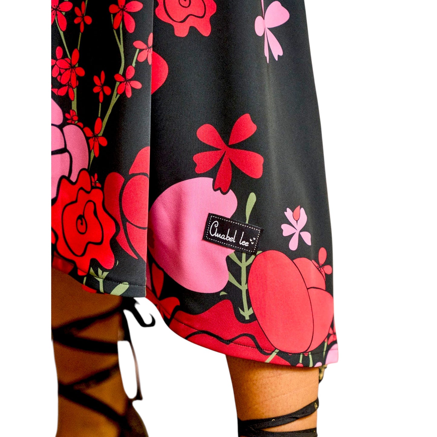 VESTIDO PAULA, de Anabel Lee, venta en Maldita Rita, detalle de bajo
