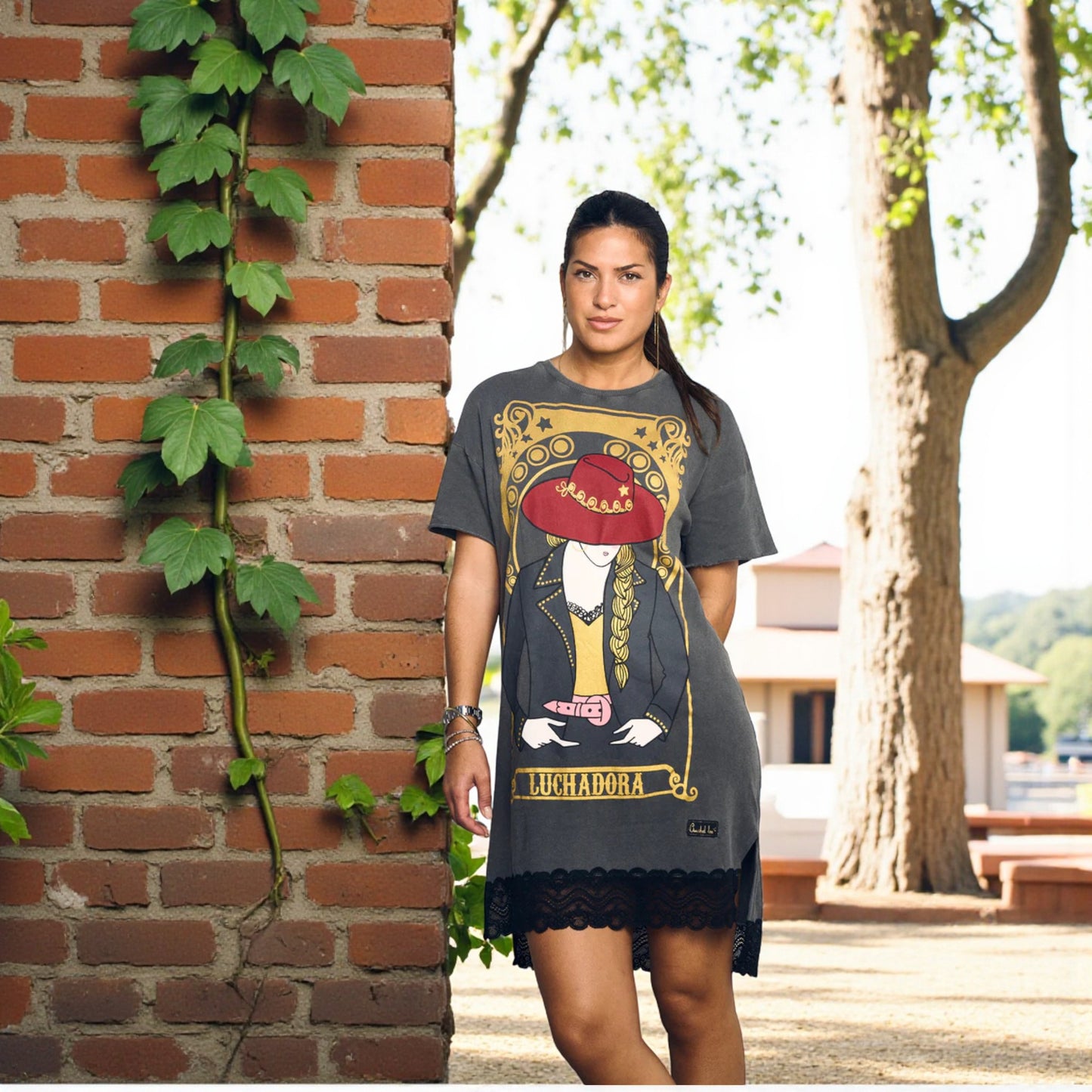 Vestido Luchadora de Anabel Lee ropa de venta en Maldita Rita, detalle modelo vestido