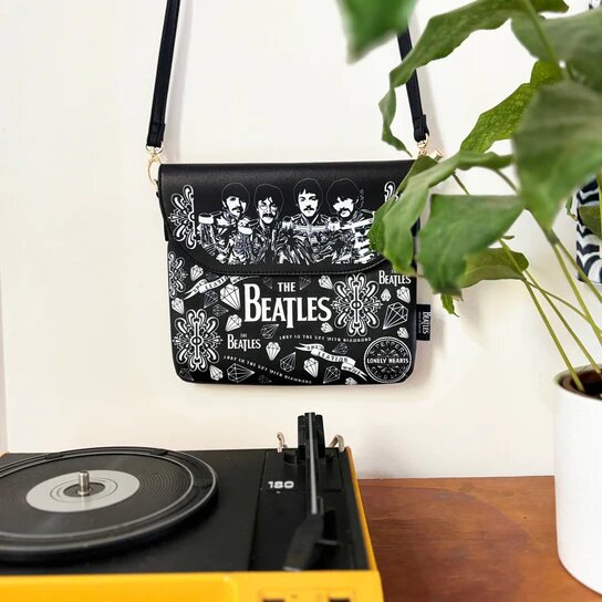 Bolso SGT.PEPPER de House of disaster, venta en Maldita Rita, detalle del bolso