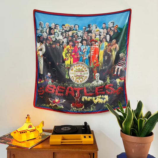 Pañuelo cuadrado Sgt Pepper de los Beatles, venta en Maldita Rita