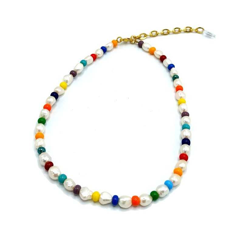 Collar "Canica" de Maldita Rita, perlas naturales con bolitas de cristal.