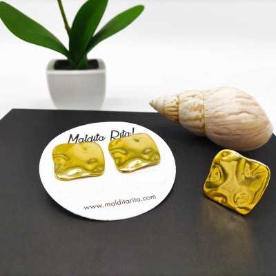 set de pendientes y anillo Goldfrapp en oro brillo de Maldita Rita