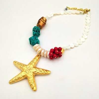 Collar de verano, Estrella de Mar de la marca Maldita Rita, rojo, blanco, turquesa y madera