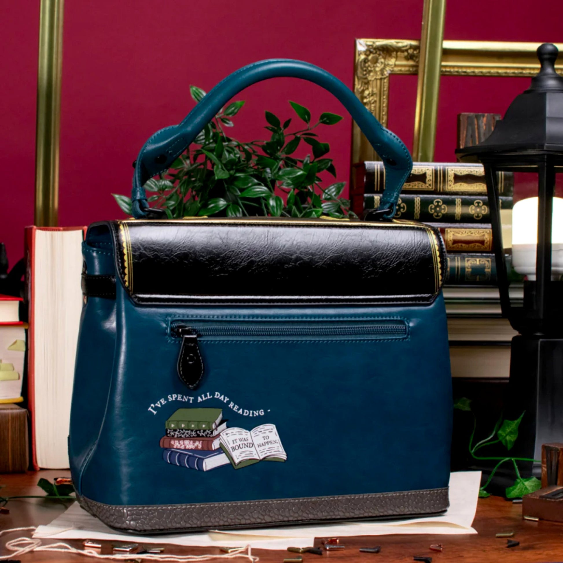 Bolso Grace Between the Covers Bookbinders de Vedula London, venta en Maldita Rita, parte de atrás