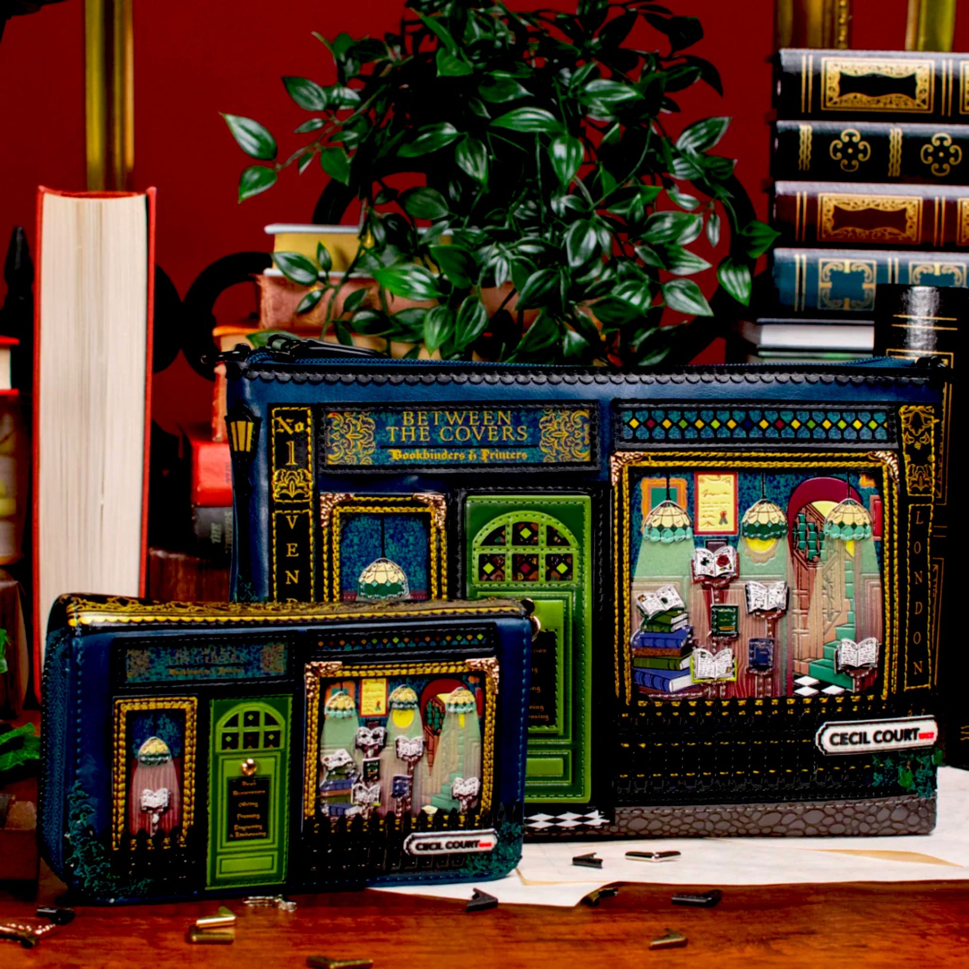 Bolso Kate Between the Covers Bookbinders venta en Maldita Rita,  con monedero