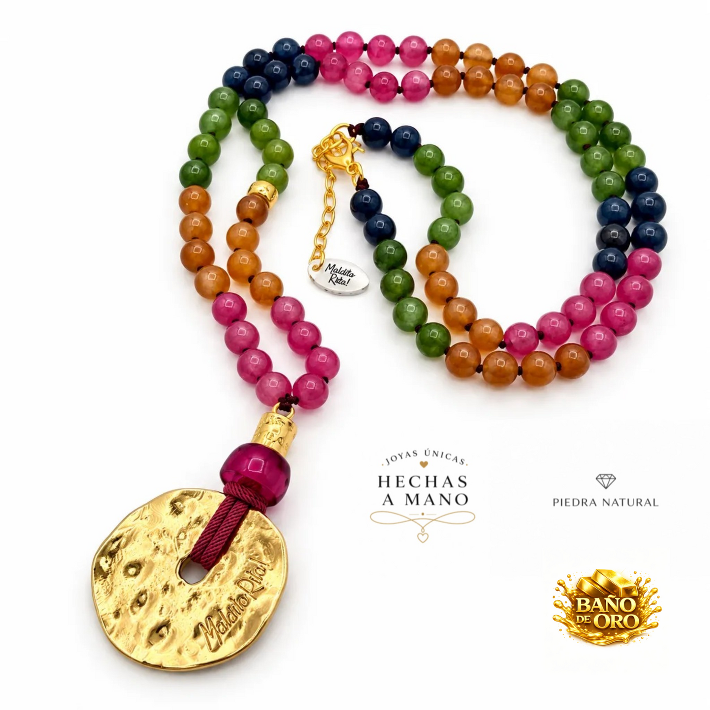 Collar de piedras naturales con medallón redondo en oro, colección Lunática oro de Maldita Rita Joyería. Logos de calidad. 