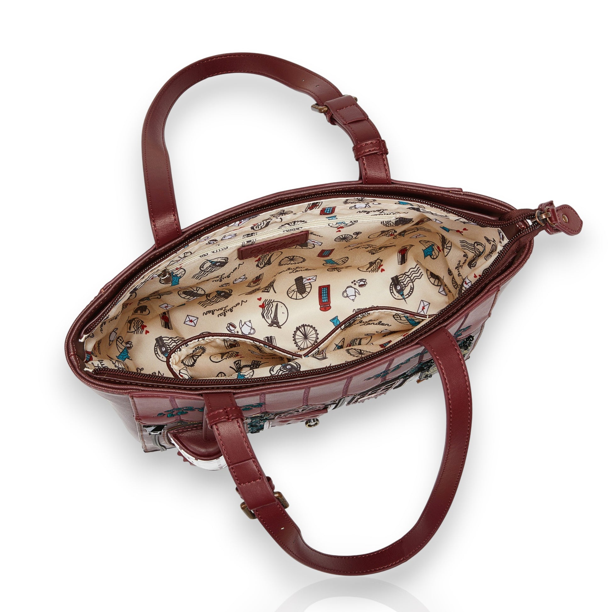 MYSTIC WICKS CANDLE AND WANDMAKERS SHOPPER BAG, de Vendula London en Maldita Rita, abierto