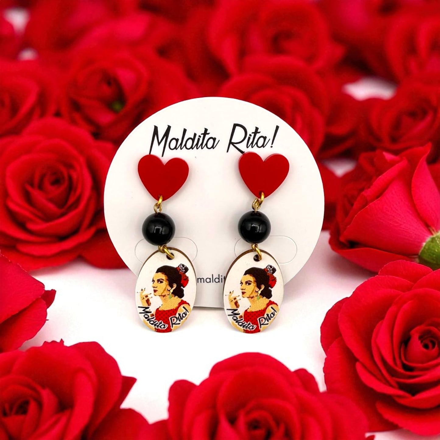 Pendiente Lola Corazón de Maldita Rita, con flores