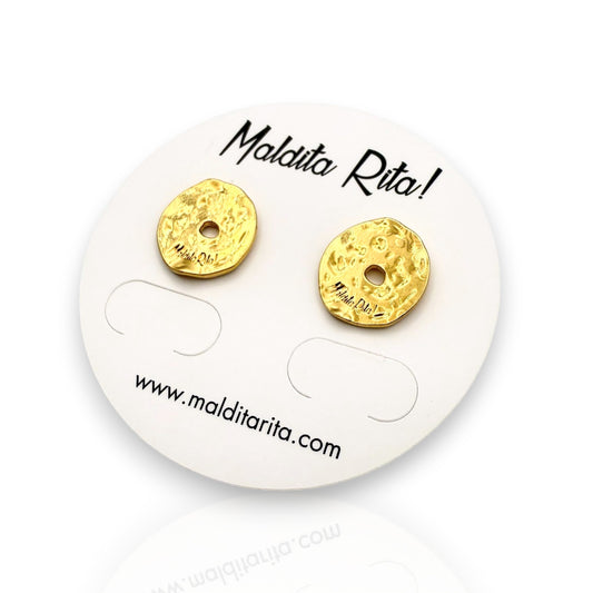 Pendientes Lunática oro de Maldita Rita, redondos irregulares, detalle vistos en expositor