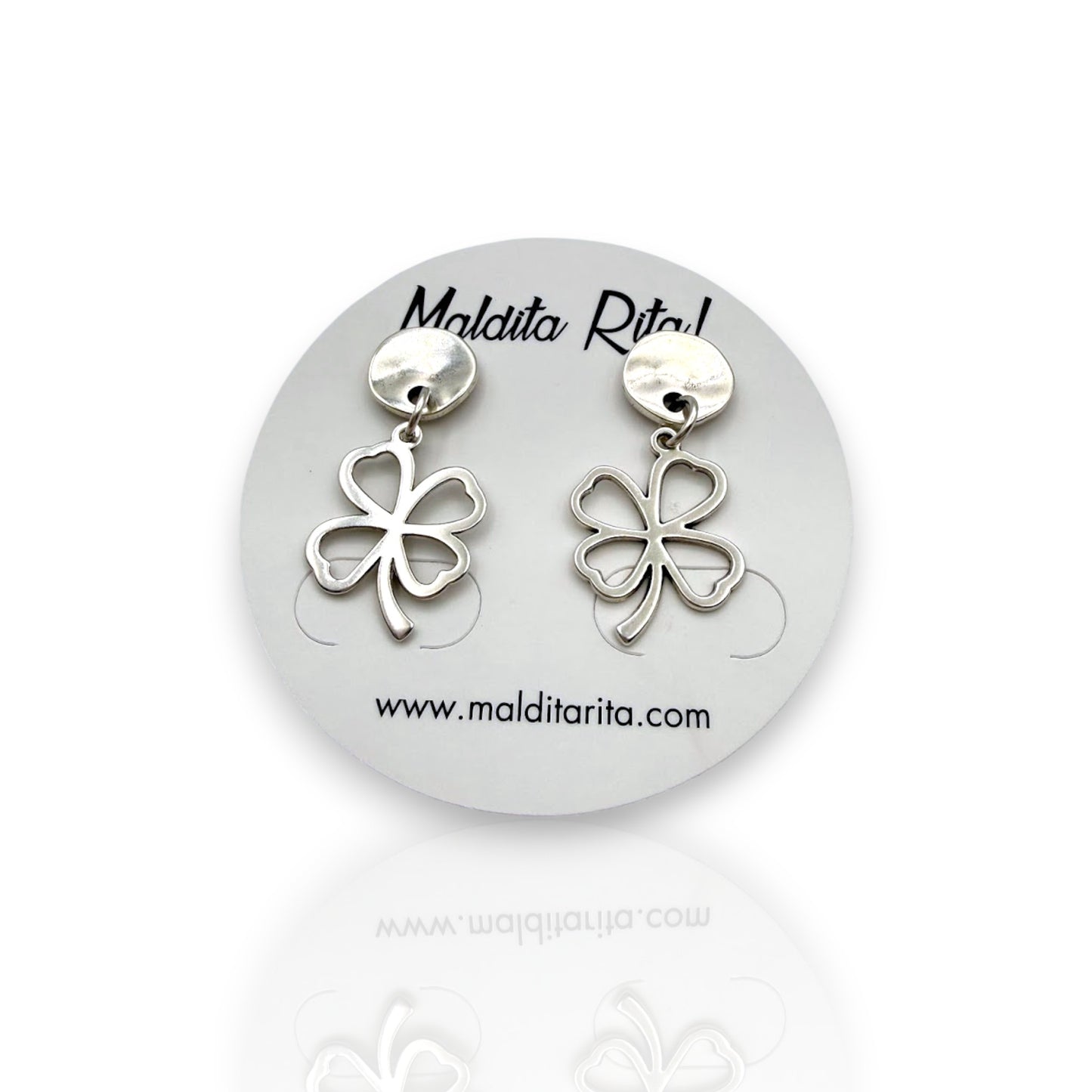 Pendientes Suertecita de Maldita Rita – pendientes trébol de cuatro hojas de plata hechos a mano en Almería, España.