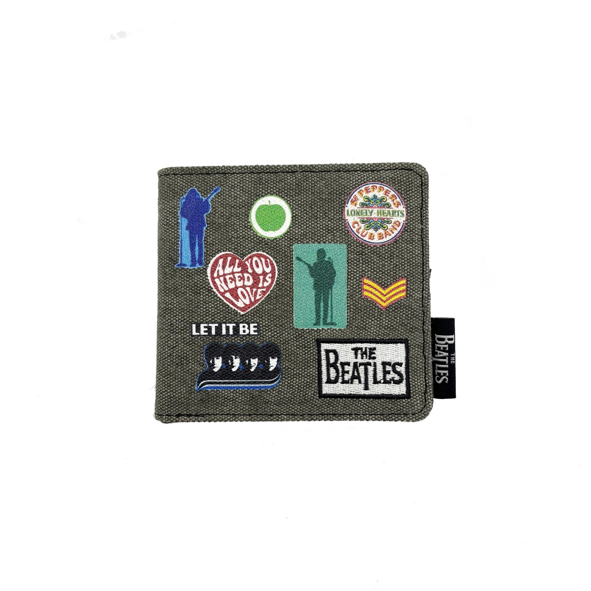 Billetera denim de The Beatles con parches bordados inspirados en Sgt. Pepper, Let It Be y All You Need Is Love. Venta en Maldita Rita