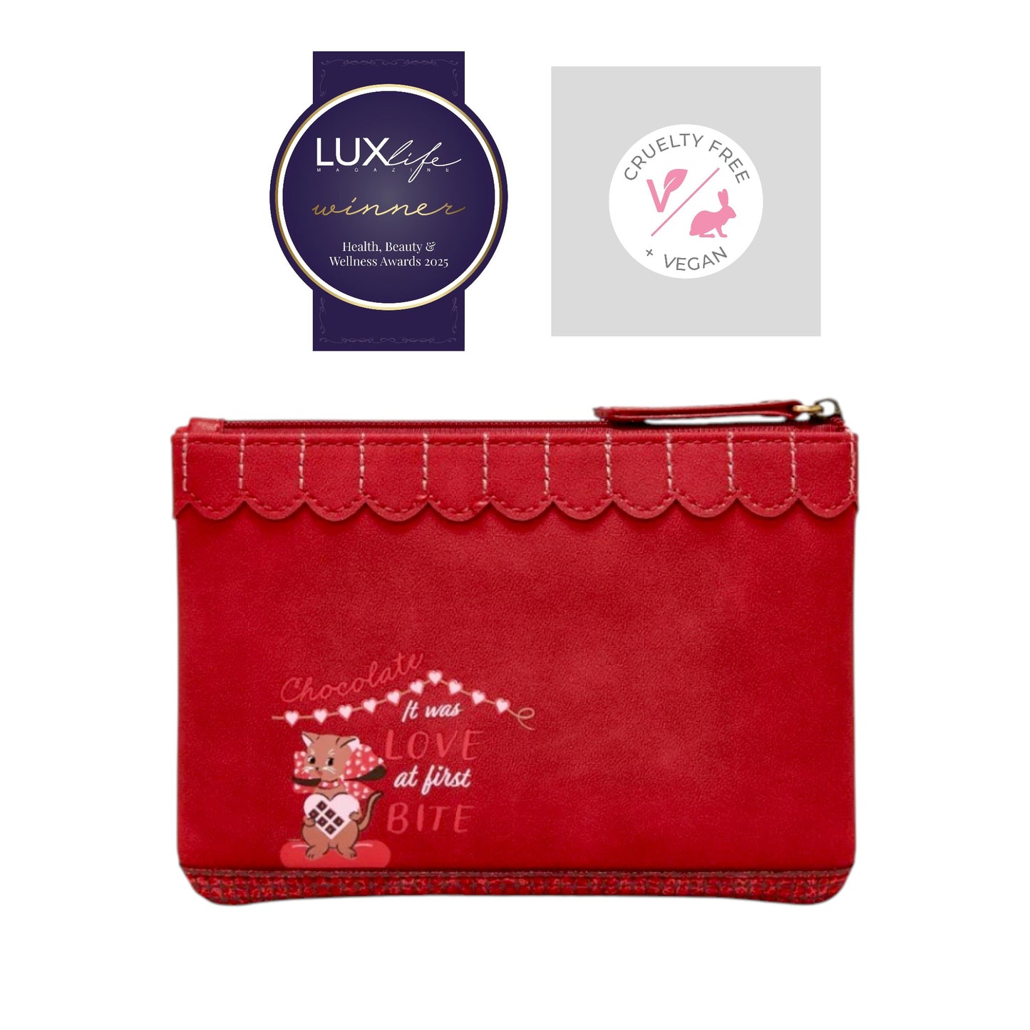 The Chocolate Box, monedero con cremallera de la marca Vendula London, venta en Maldita Rita. Bombonería color rojo. Parte trasera.