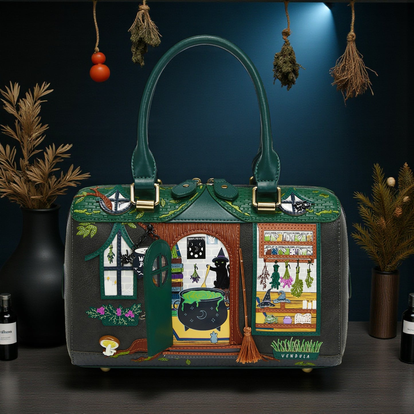 BOLSO SPEEDY BOWLER THE WITCHES PANTRY de Vendula London  de venta en Maldit Rita. Puerta abierta